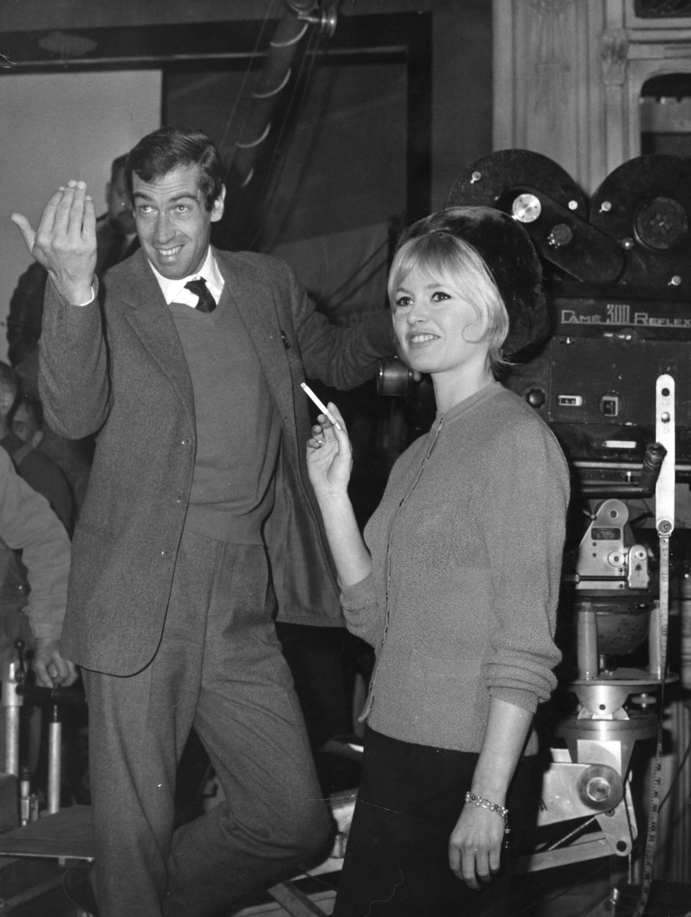 Bardot en un rodaje con su primer marido, el director Roger Vadim