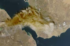 Vuelos cancelados por la primera erupción de un volcán en 12.000 años