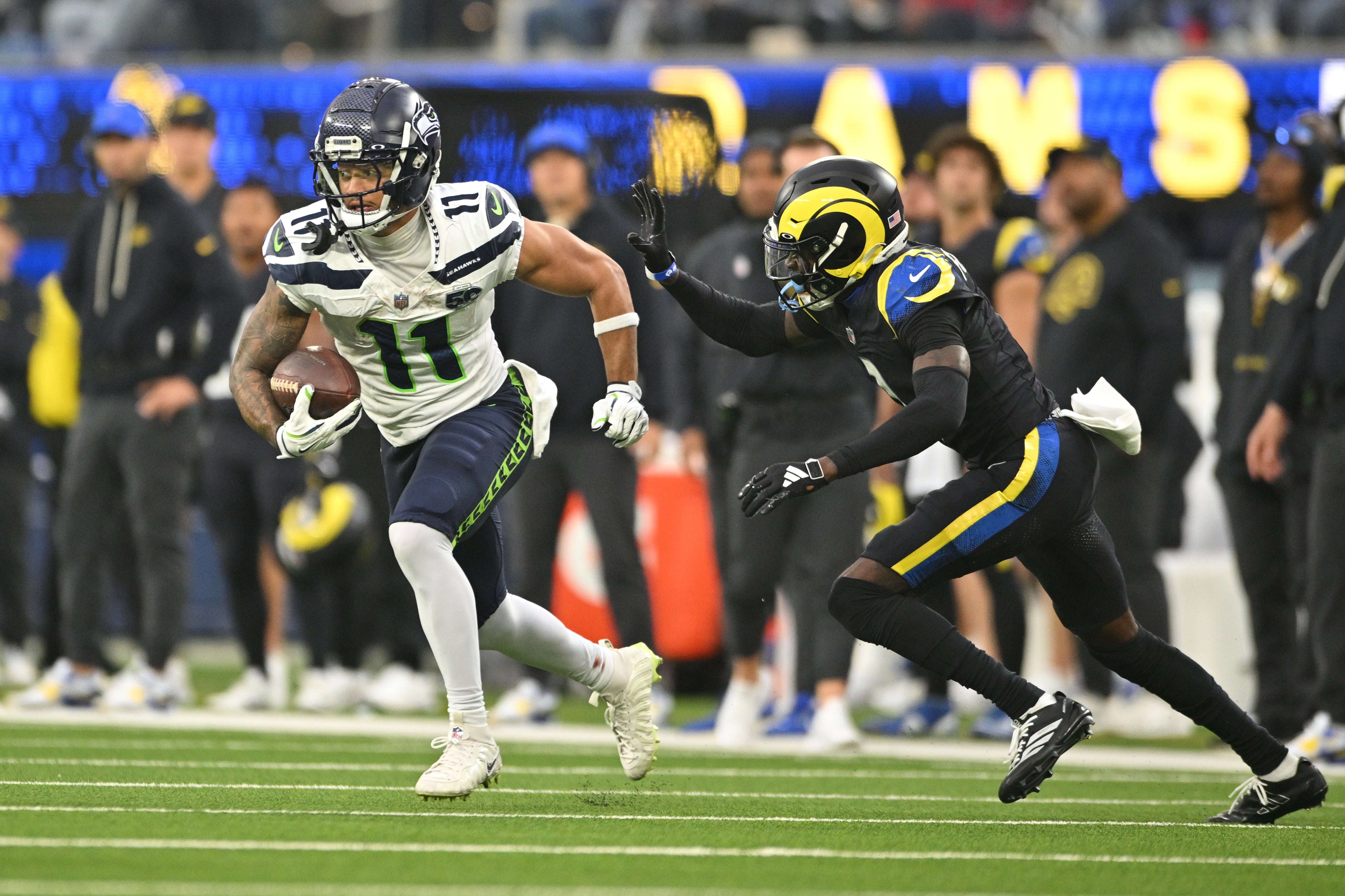 Smith-Njigba y Garrett ponen en peligro dos récords de la NFL antes de Acción de Gracias