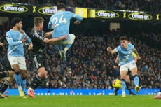 Foden salva al Man City con gol postreto en victoria 3-2 sobre Leeds en la Liga Premier