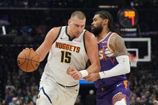 Jokic anota 26 y Murray suma 24 para guiar a Nuggets hacia victoria 130-112 sobre Suns