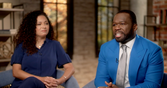 <p>(De izquierda a derecha) Alexandria Stapleton y 50 Cent en ABC News, hablando sobre su nuevo documental, Sean Combs: The Reckoning</p>