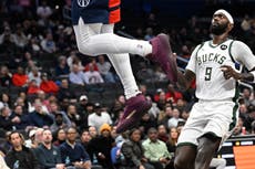 McCollum y Middleton lideran a Wizards a victoria 129-126 sobre Milwaukee