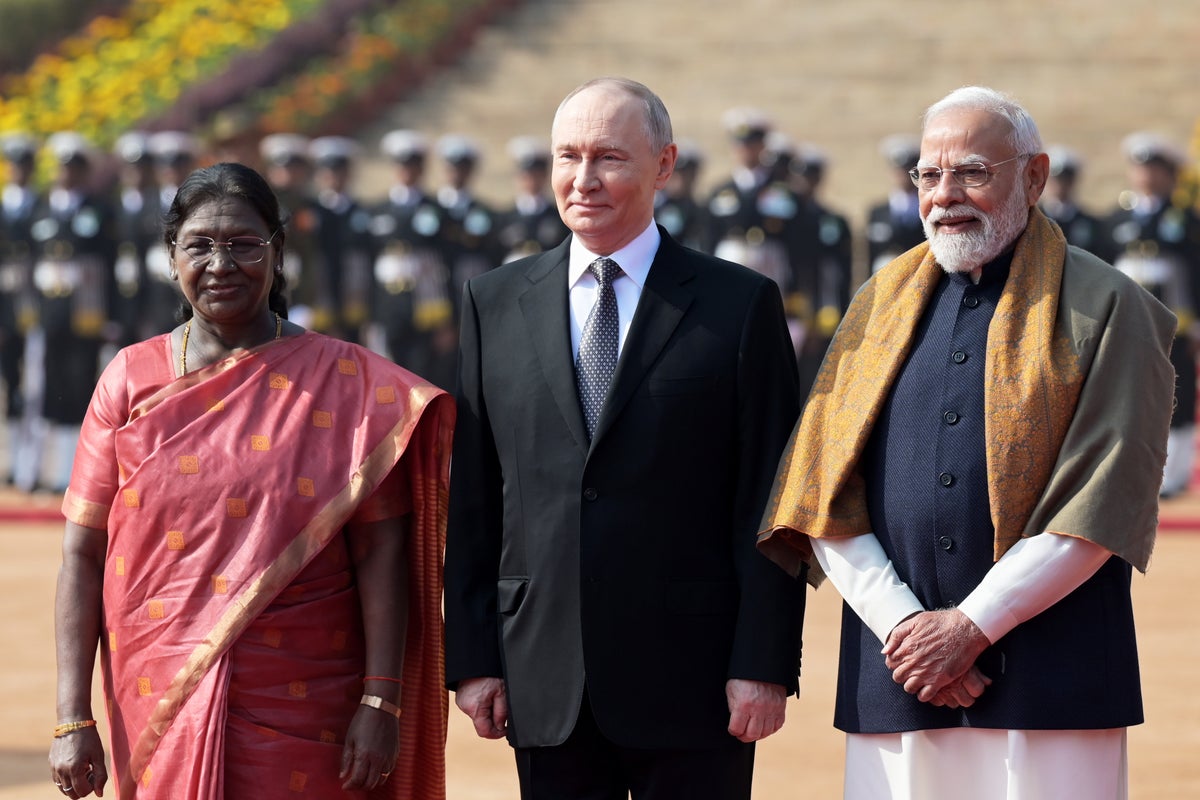 Putin y Modi discutirán su relación comercial y de defensa ante la ...