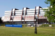 Naciones europeas debaten endurecimiento de normas migratorias