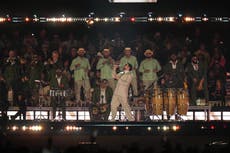 Bad Bunny inunda de salsa y plena su regreso a la Ciudad de México