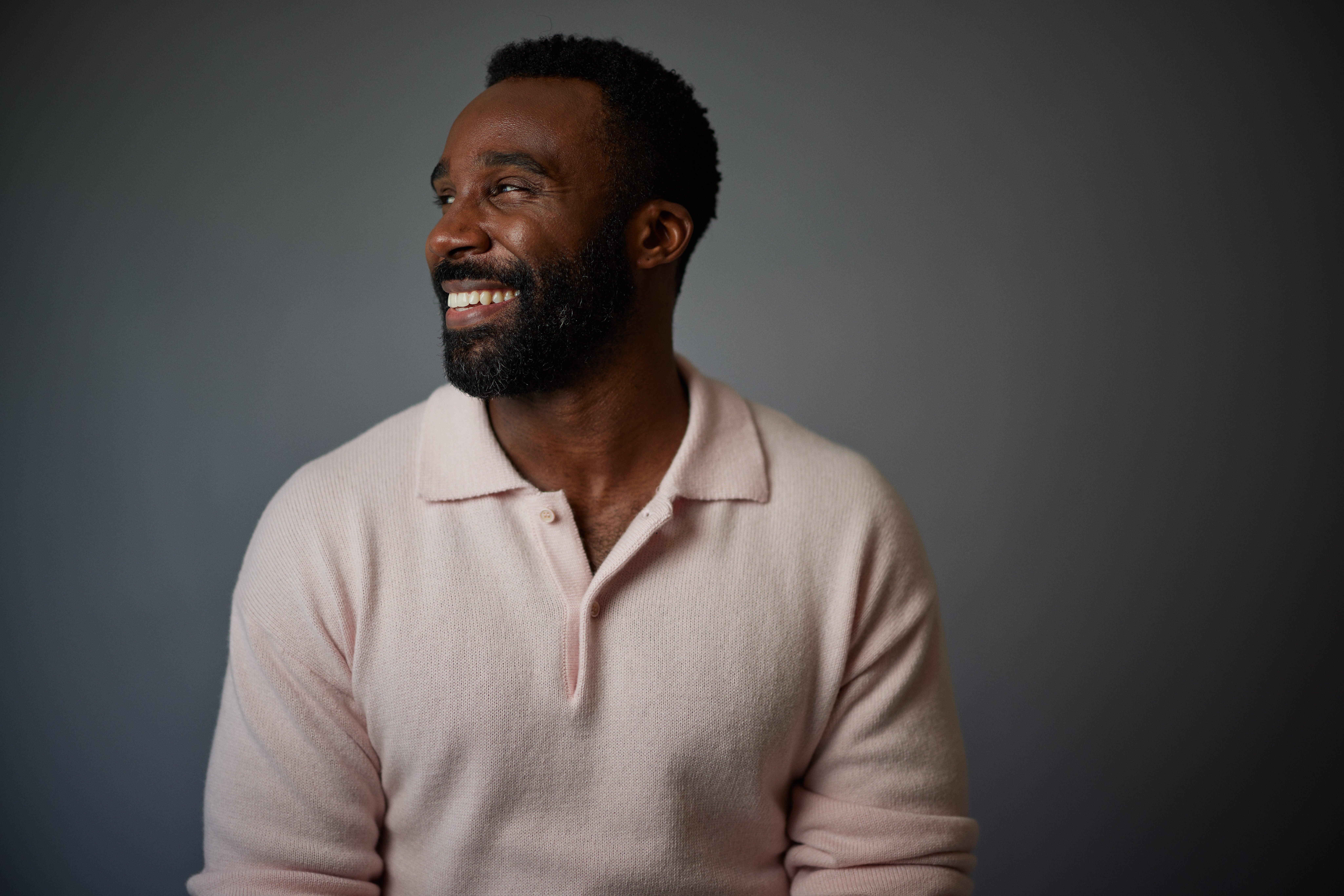 2025-ARTISTA REVELACIÓN-TRAMELL TILLMAN