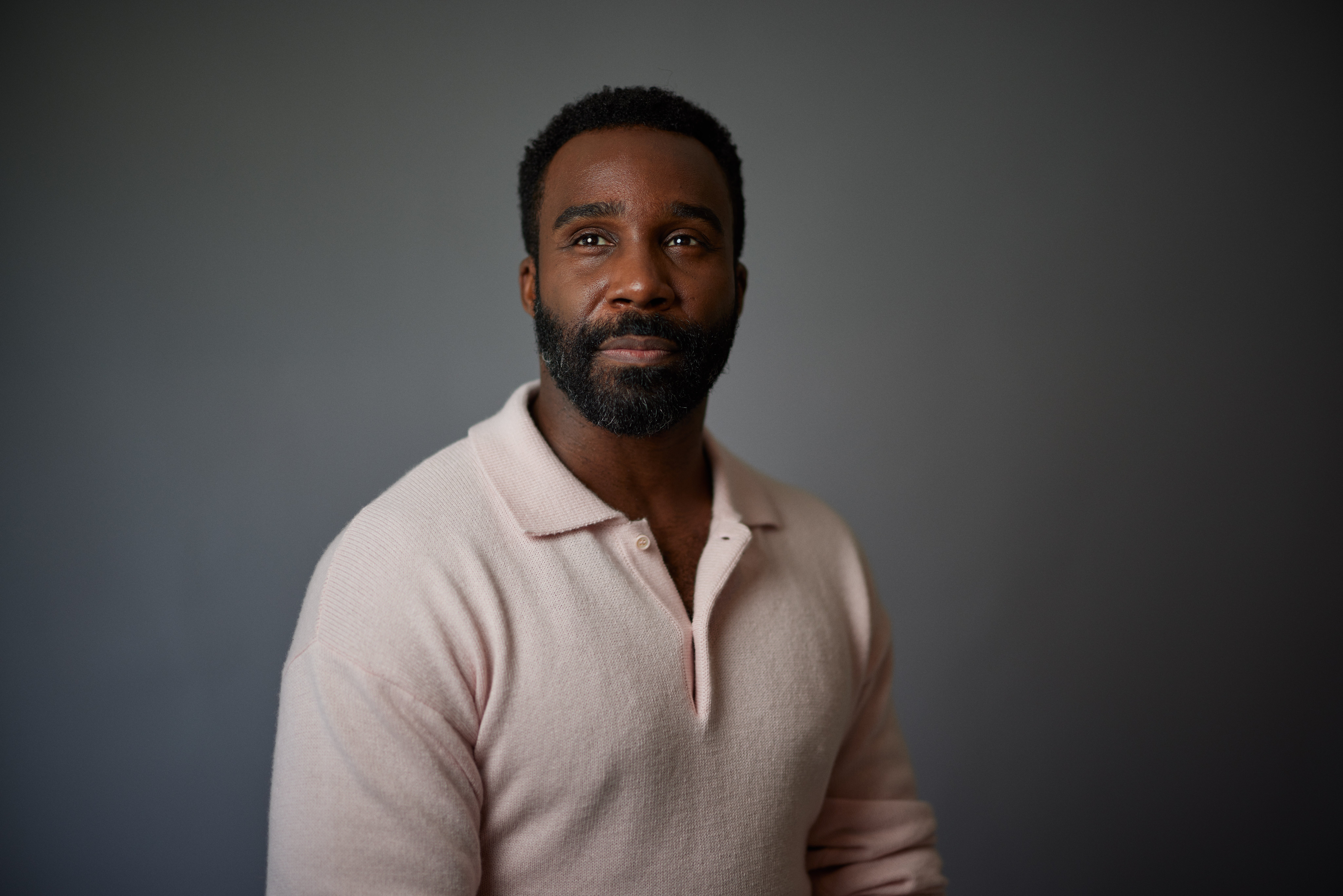 2025-ARTISTA REVELACIÓN-TRAMELL TILLMAN