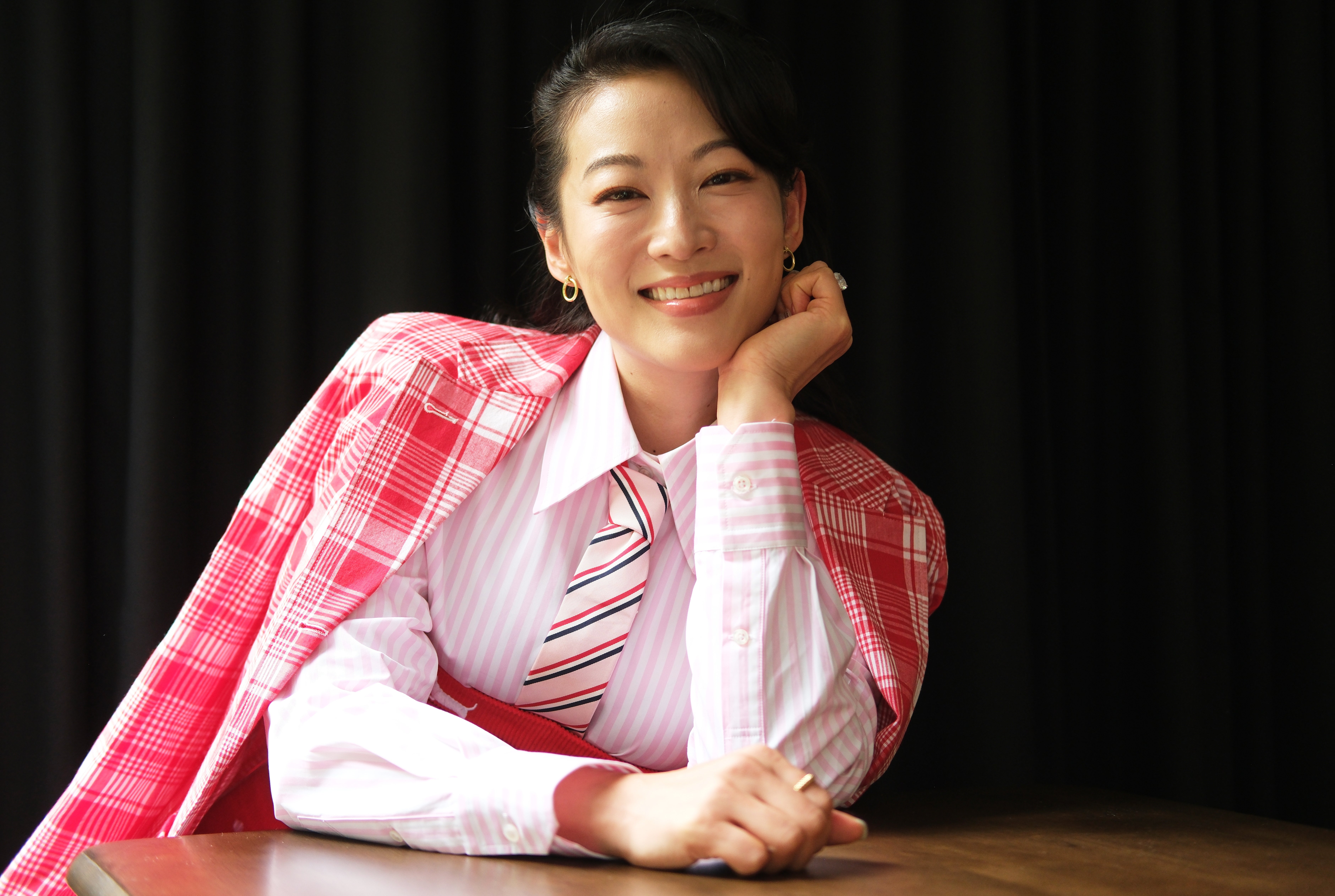 2025-ARTISTA REVELACIÓN-ARDEN CHO