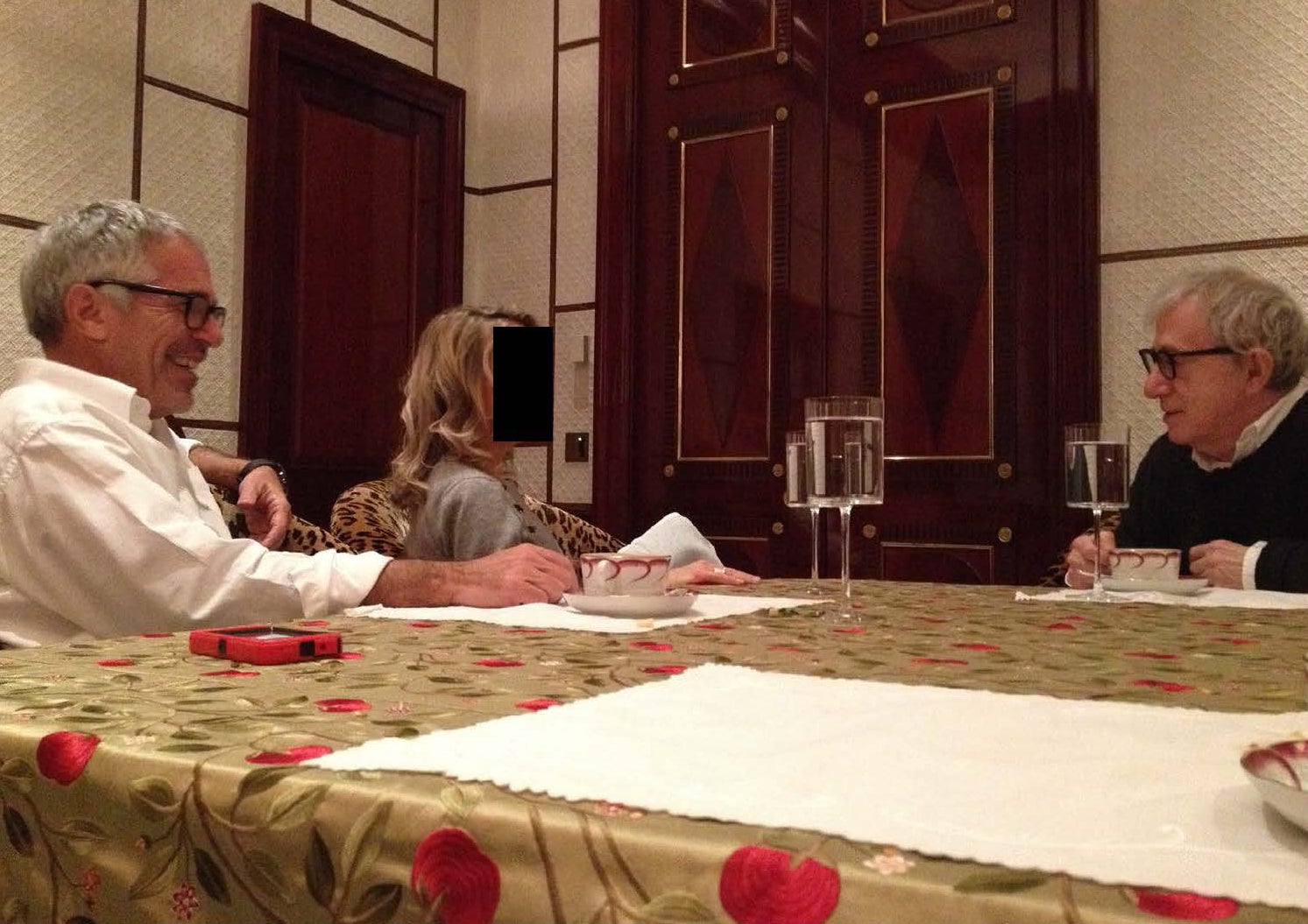 Jeffrey Epstein y Woody Allen juntos en una foto sin fecha