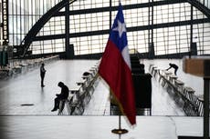 Chile vuelve a las urnas para el pulso presidencial entre una comunista y un ultraderechista