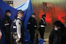 Dos personas son apuñaladas en el sur de Japón. La policía detiene a un sospechoso de 30 años