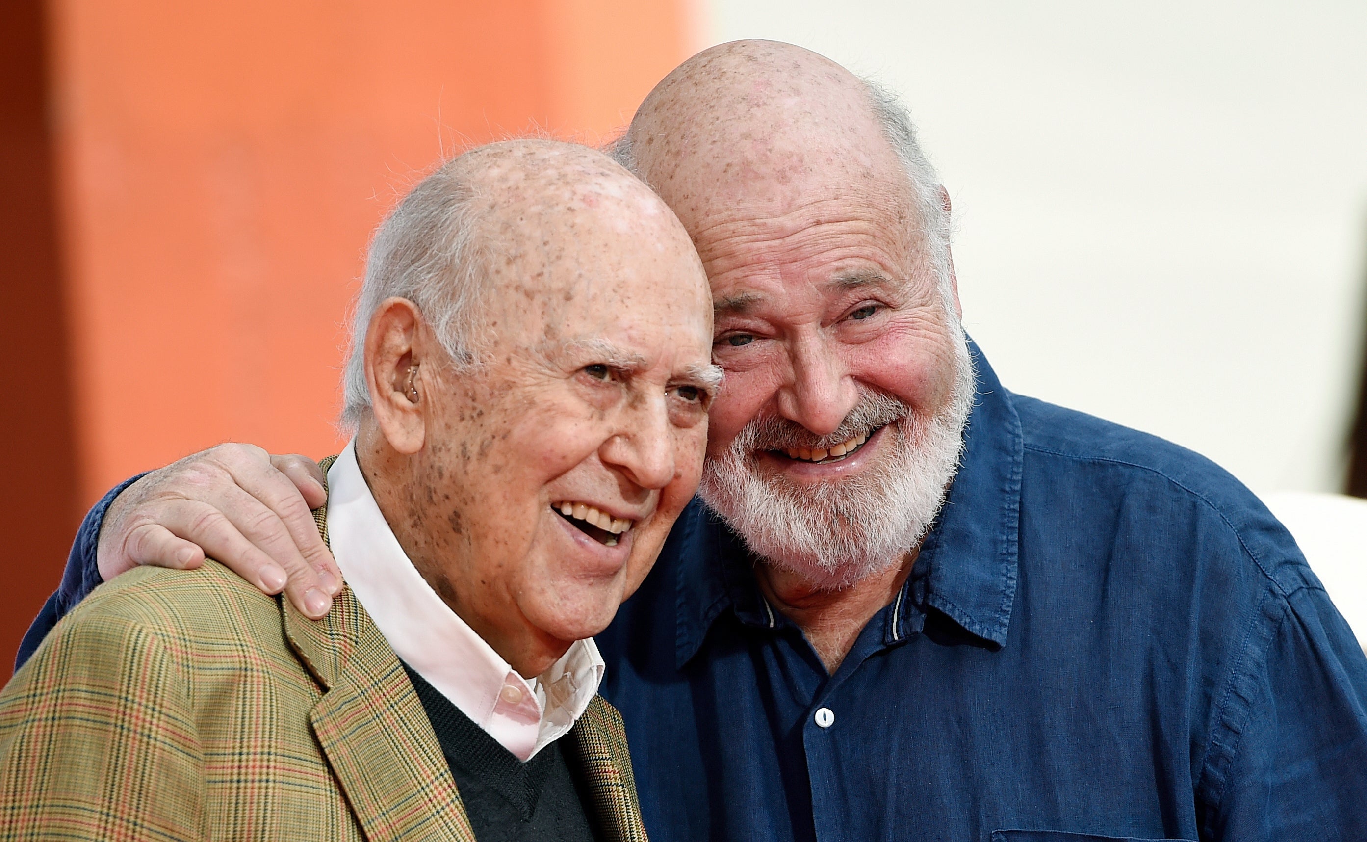 Reiner junto a su padre, el legendario comediante y director Carl Reiner