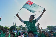 Myanmar acusa a cientos de violar la ley electoral mientras se acerca la fecha de votación