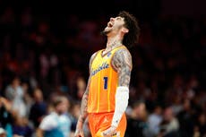 LaMelo Ball vuelve con 7 triples en la 1ra mitad y Hornets vencen a Hawks 133-126