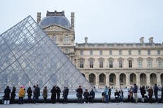 El Louvre reabre completamente tras voto del personal para suspender la huelga