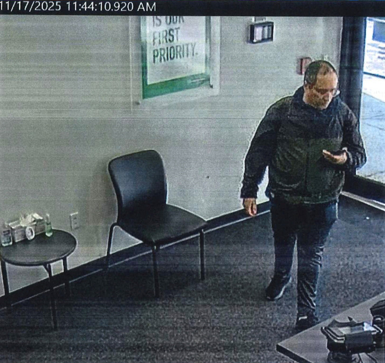 Claudio Neves Valente, ciudadano portugués de 48 años, señalado como el presunto autor del tiroteo en la Universidad de Brown, fue hallado muerto