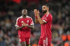 Mohamed Salah se disculpa con sus compañeros del Liverpool por comentarios polémicos