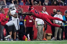 Texans amplían racha ganadora a siete con victoria 23-21 sobre Raiders