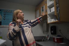 Comunidad afectada por adicciones lucha por mantener programa de jeringas tras orden de Trump