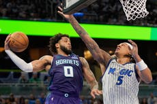 Hornets vencen a Magic 120-105 tras lesión de tobillo del novato Kon Knueppel en 1ra mitad