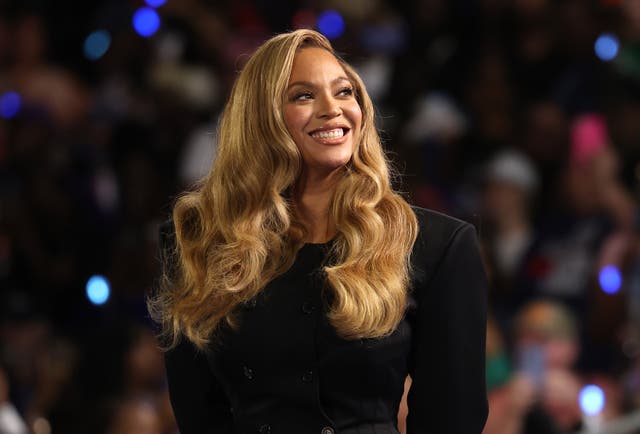 <p>Beyoncé ya es oficialmente multimillonaria</p>