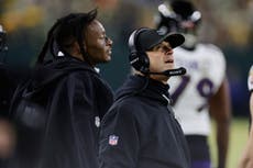 Harbaugh espera que Jackson regrese tras gran victoria de Huntley: 'Si Lamar está listo, jugará'