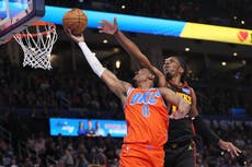 Con 39 puntos de Gilgeous-Alexander, Thunder supera 140-129 a Hawks