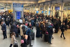 Falla eléctrica interrumpe viajes en tren de fin de año entre Reino Unido y Europa