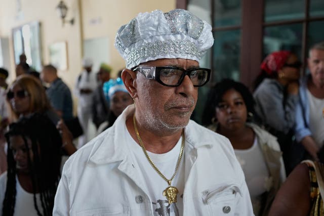 CUBA-SANTERÍA PREDICCIONES