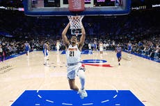 Tiro de Brown con interferencia da la victoria en tiempo extra a Nuggets 125-124 ante Sixers