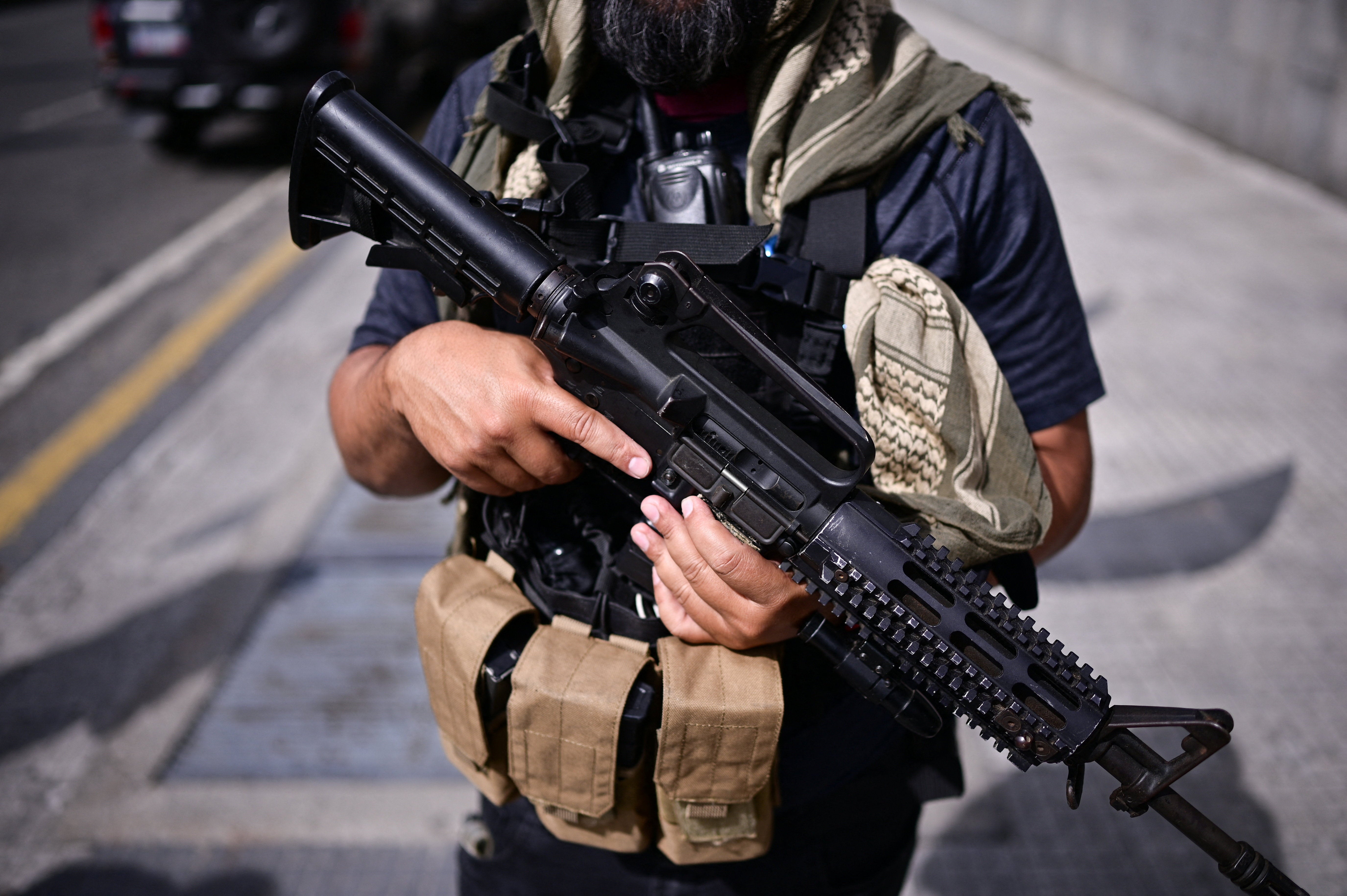 Los colectivos son milicias progubernamentales utilizadas para la represión, según los expertos