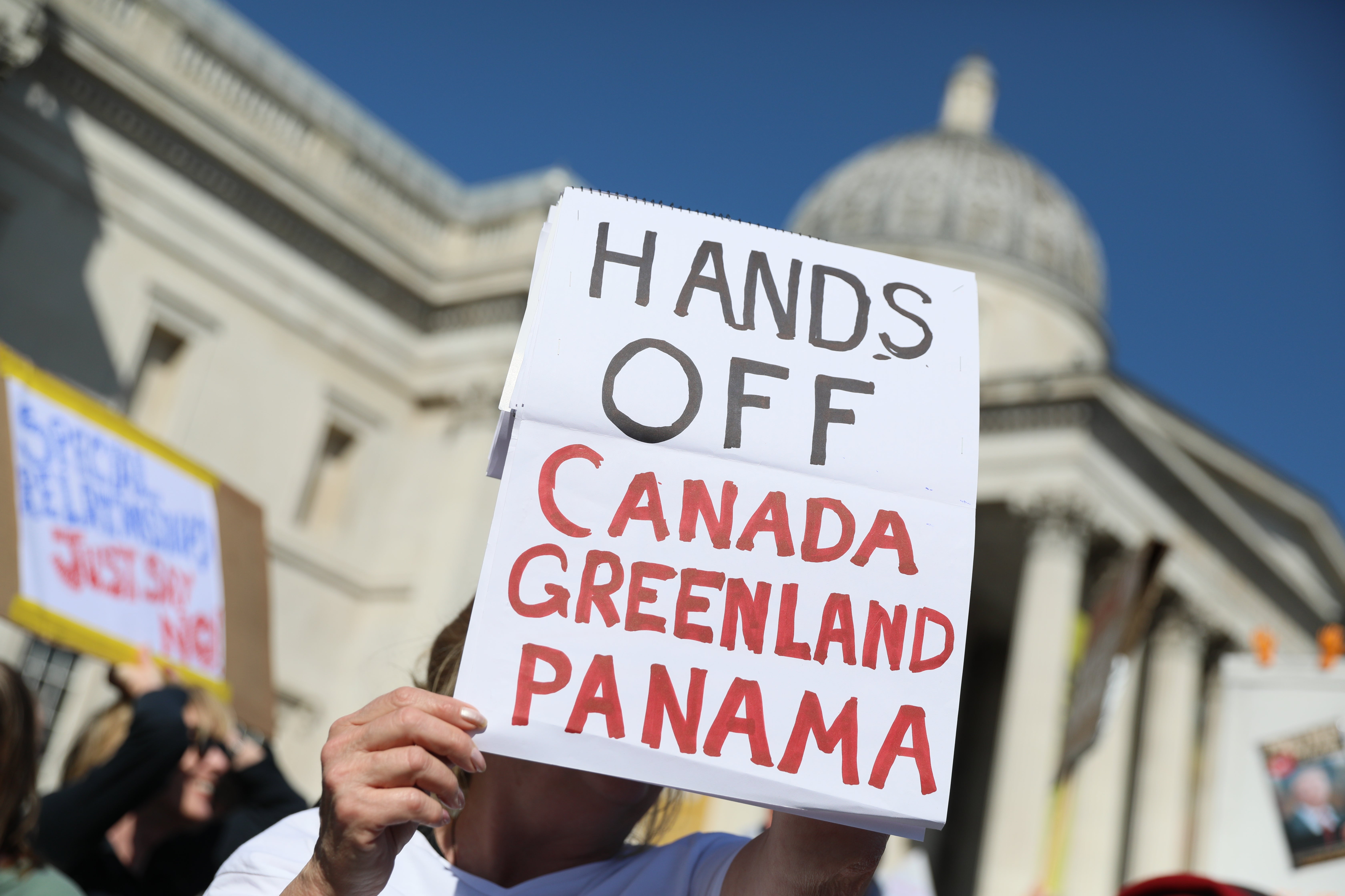 Trump lleva tiempo cuestionando la soberanía de Canadá, sugiriendo a menudo que el vecino del norte de EE. UU. debería convertirse en el estado número 51 de EE. UU.