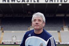 Exentrenador de Inglaterra Kevin Keegan es diagnosticado con cáncer, informa su familia