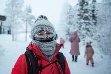 Miles de turistas varados en norte de Finlandia luego que vuelos fueron cancelados por frío