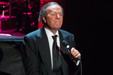 Dos mujeres acusan al cantante Julio Iglesias de abuso sexual en nueva denuncia