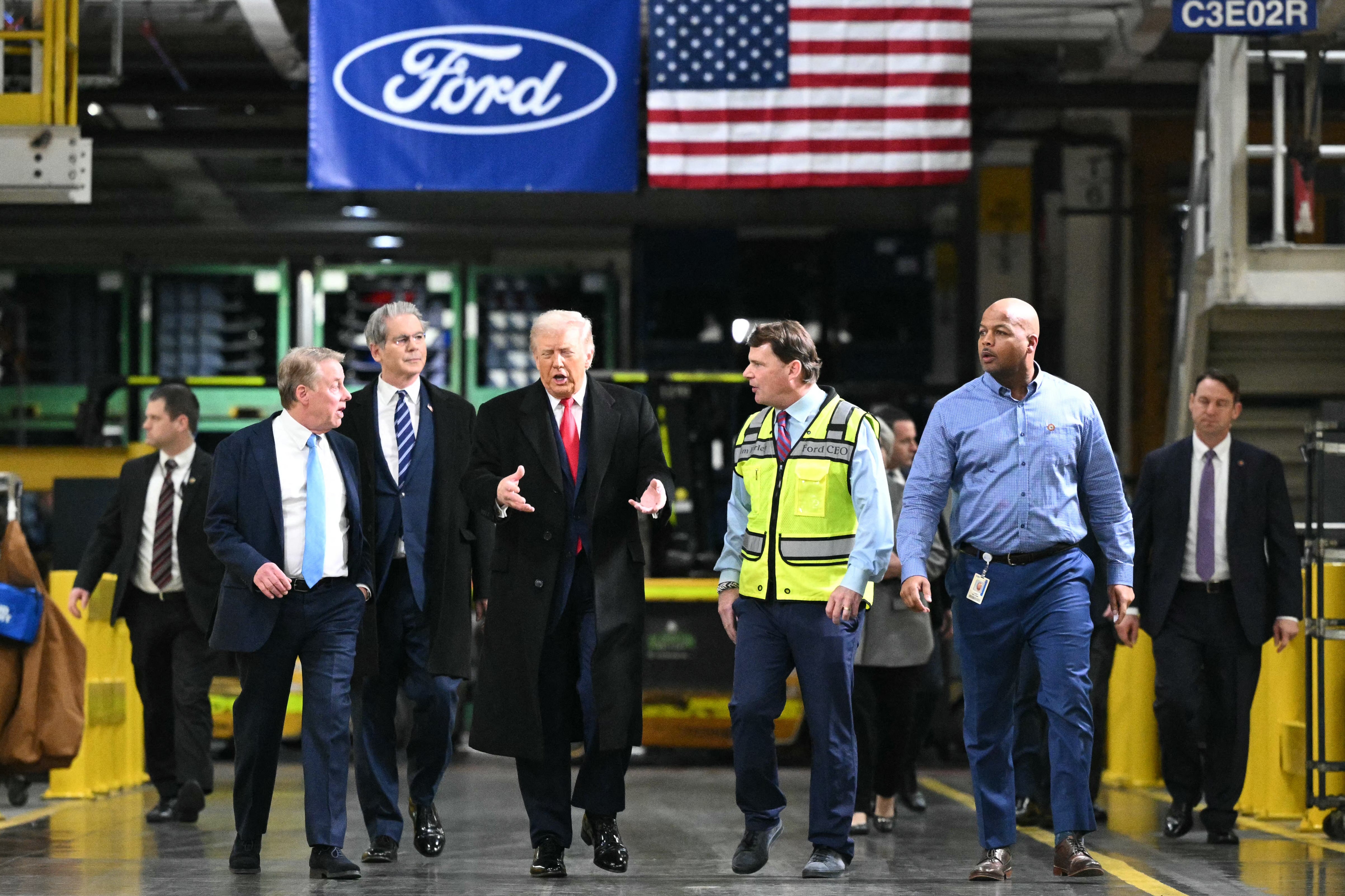 En el momento del incidente, el presidente estaba visitando la planta de Ford F-150
