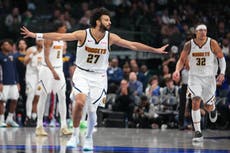 Jamal Murray anota 33 y Nuggets vencen 118-109 a Mavs mientras Cooper Flagg sale lesionado