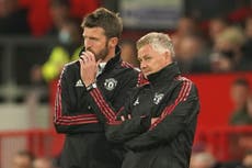 Carrick se convierte en el sexto técnico del Man United en enfrentar a Guardiola