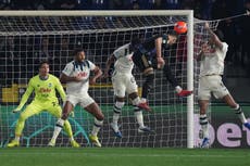 Pisa logra inusual gol en casa para empatar 1-1 con Atalanta en la Serie A