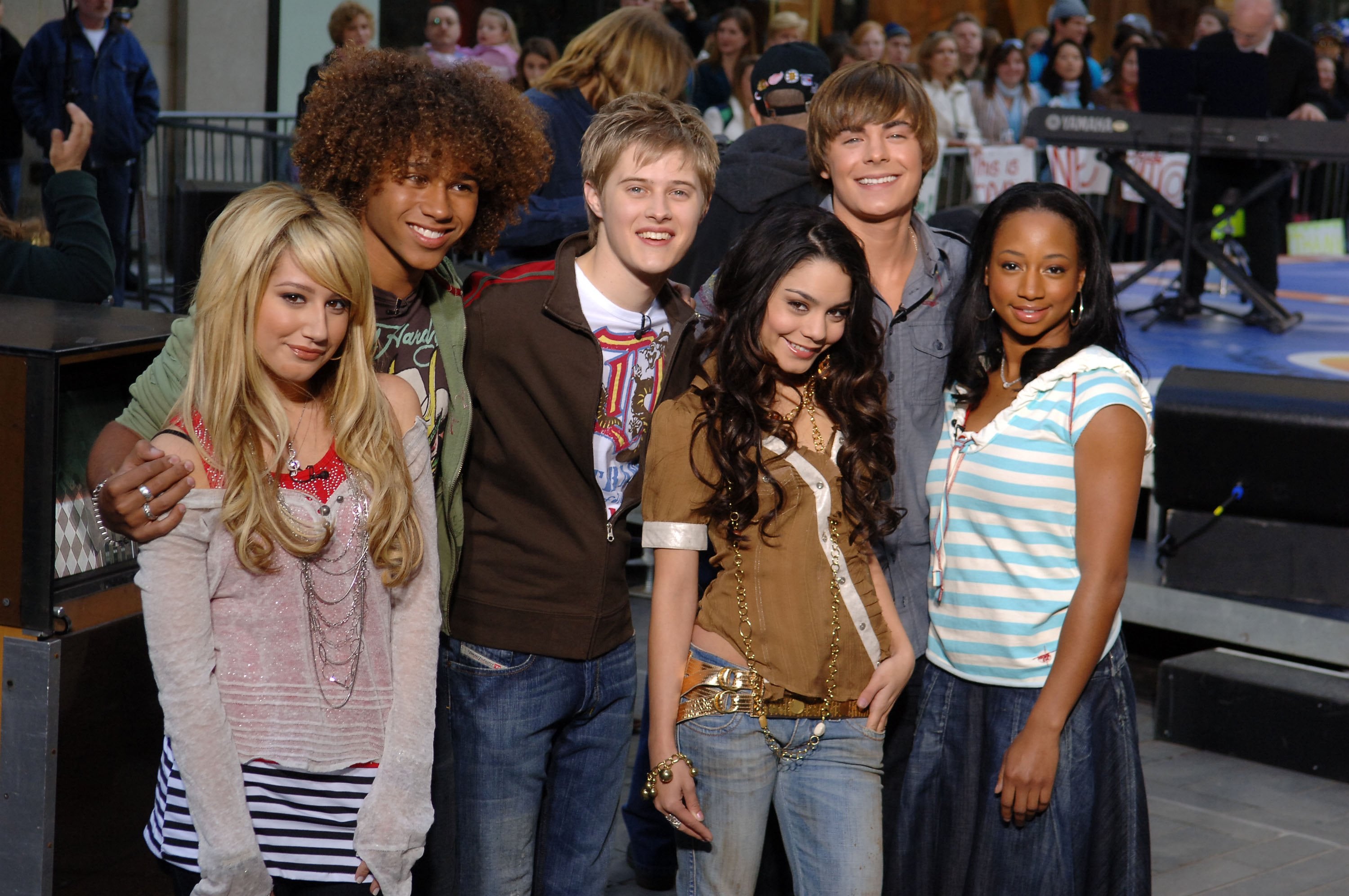Tisdale, Corbin Bleu, Lucas Grabeel, Hudgens, Efron y Monique Coleman en el programa ‘Today Show’ de NBC, en 2006
