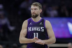 Sabonis regresa y ayuda a Kings a vencer a Wizards por 128-115 para su 4ta victoria seguida