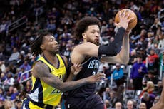 Robinson y Cunningham lideran a Pistons en paliza 121-78 ante Pacers diezmados