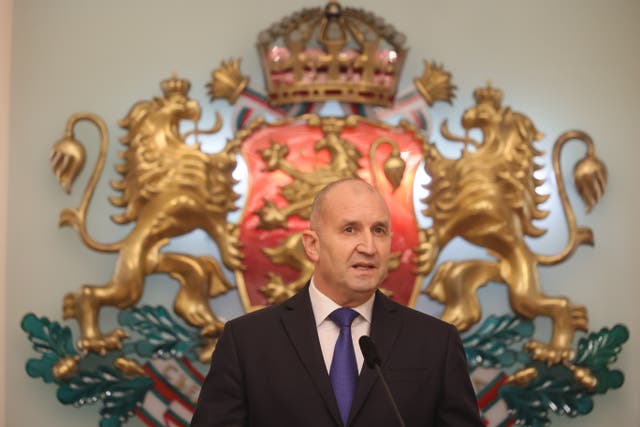 BULGARIA PRESIDENTE RENUNCIA