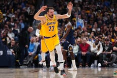 Doncic logra triple-doble y Lakers vencen a diezmados Nuggets, 115-107