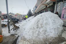 Nevadas y lluvias dejan 61 muertos y 110 heridos en Afganistán