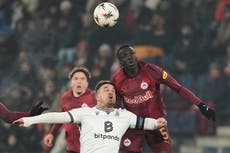 Campeón suizo Basilea despide al técnico Magnin antes de crucial duelo de Liga Europa