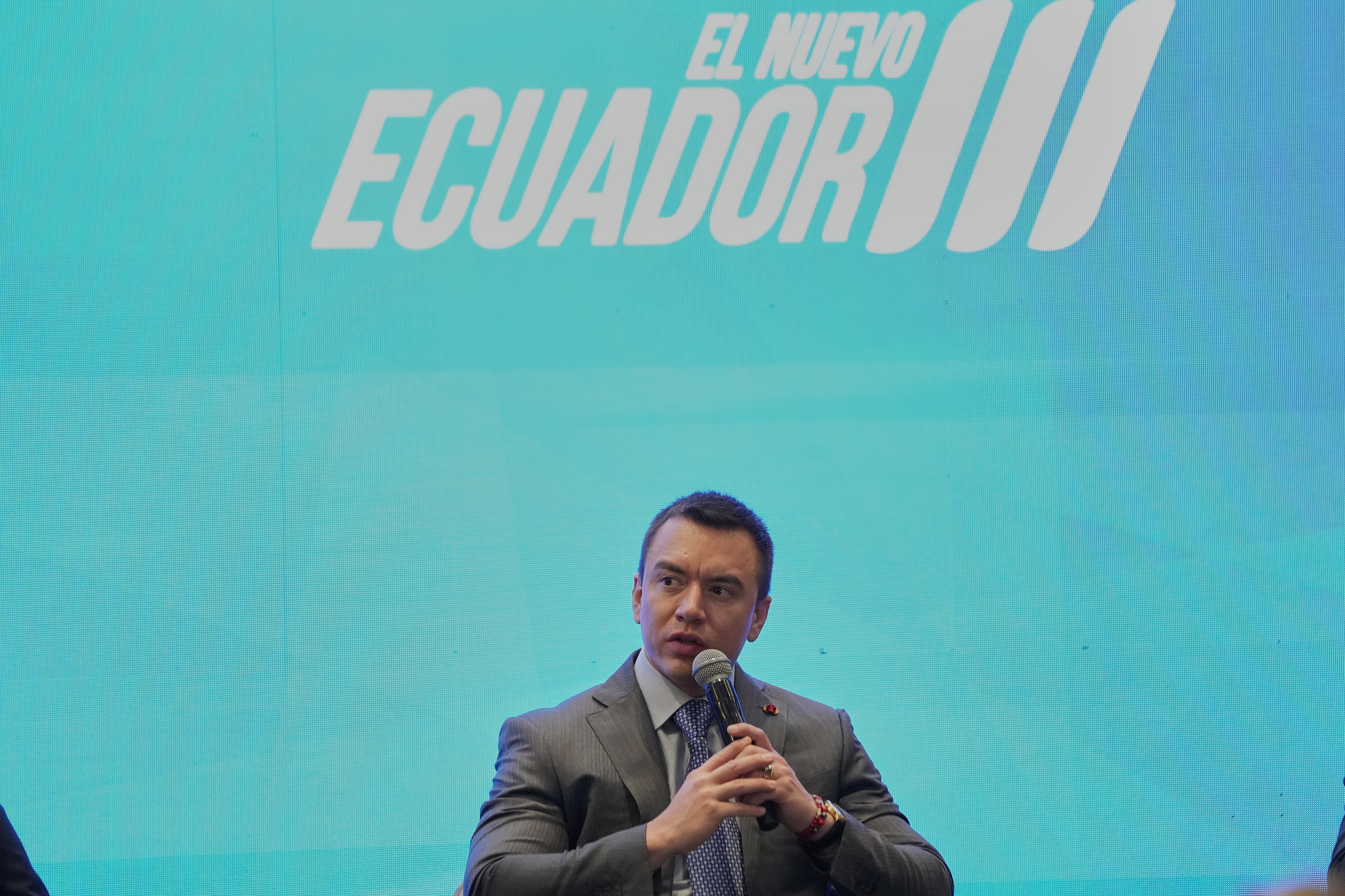 Gobierno de Ecuador anuncia millonaria inversión para combatir al crimen organizado