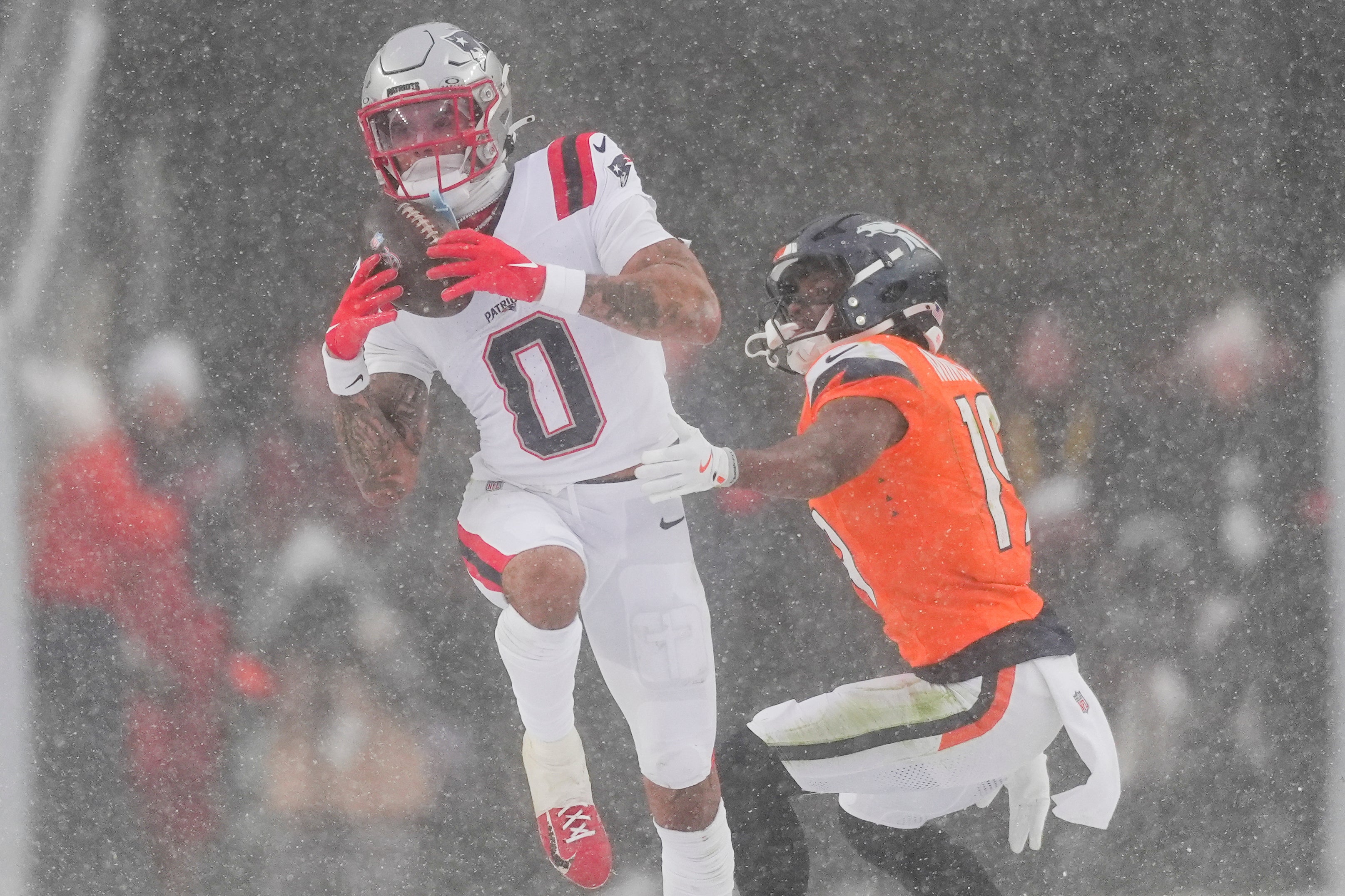 Gonzalez disfruta su primer Super Bowl con los Patriots tras superar adversidades