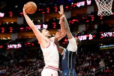 Amen Thompson coquetea con triple doble e impulsa a Rockets a triunfo emocionante ante Mavericks